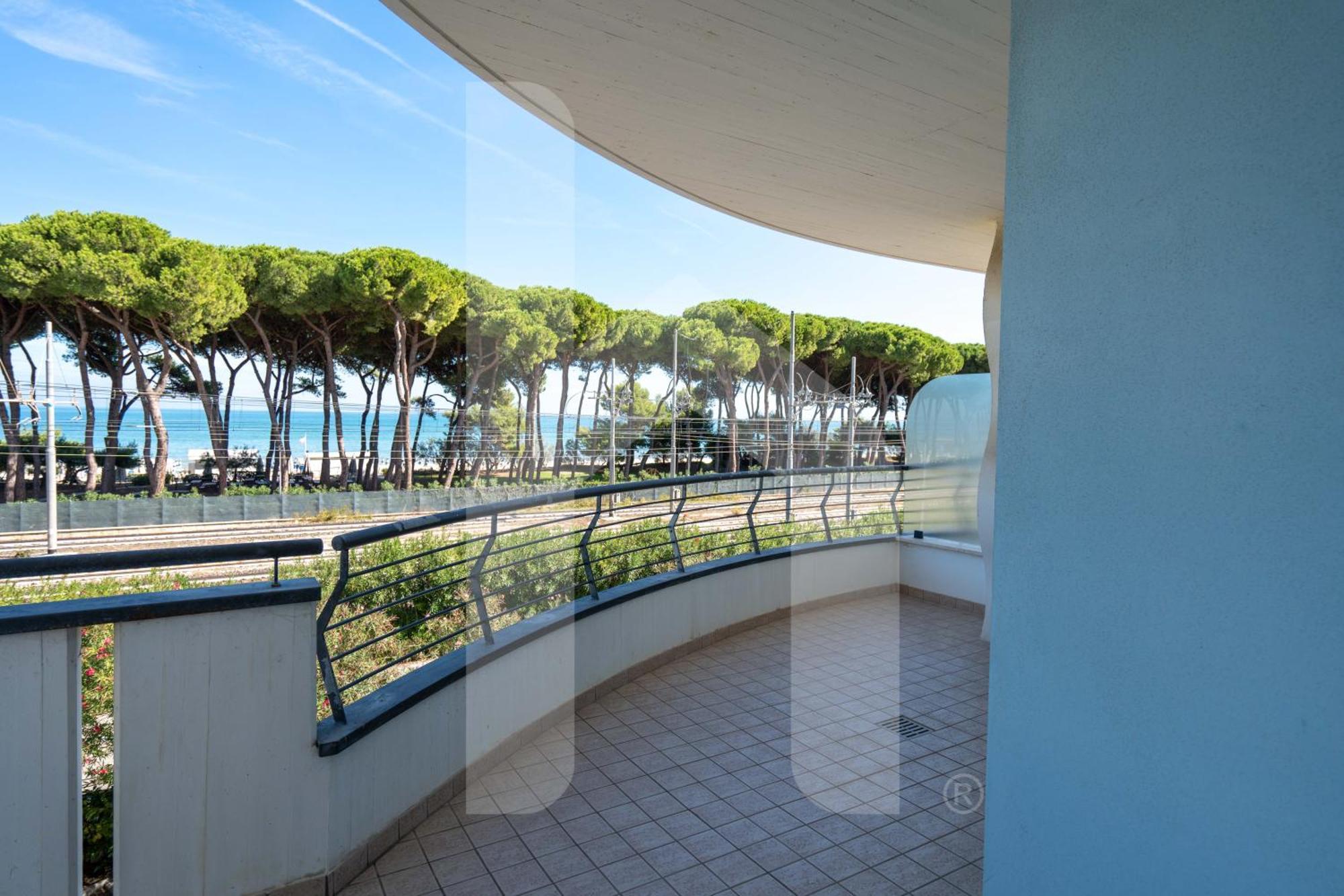 Homiday - Holiday Rendez Vous 2 Pineto Bagian luar foto